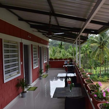 Camp Coorg Lägenhet Madikeri Exteriör bild