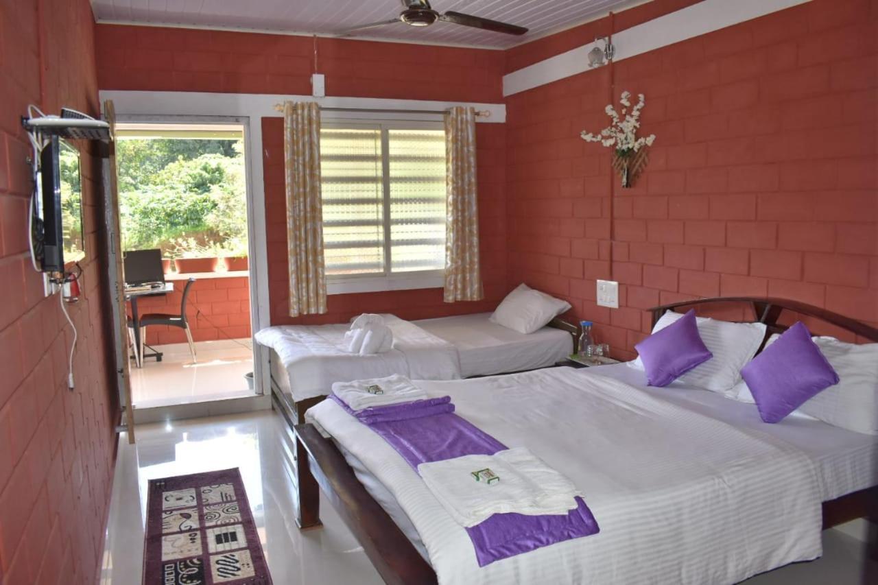 Camp Coorg Lägenhet Madikeri Exteriör bild